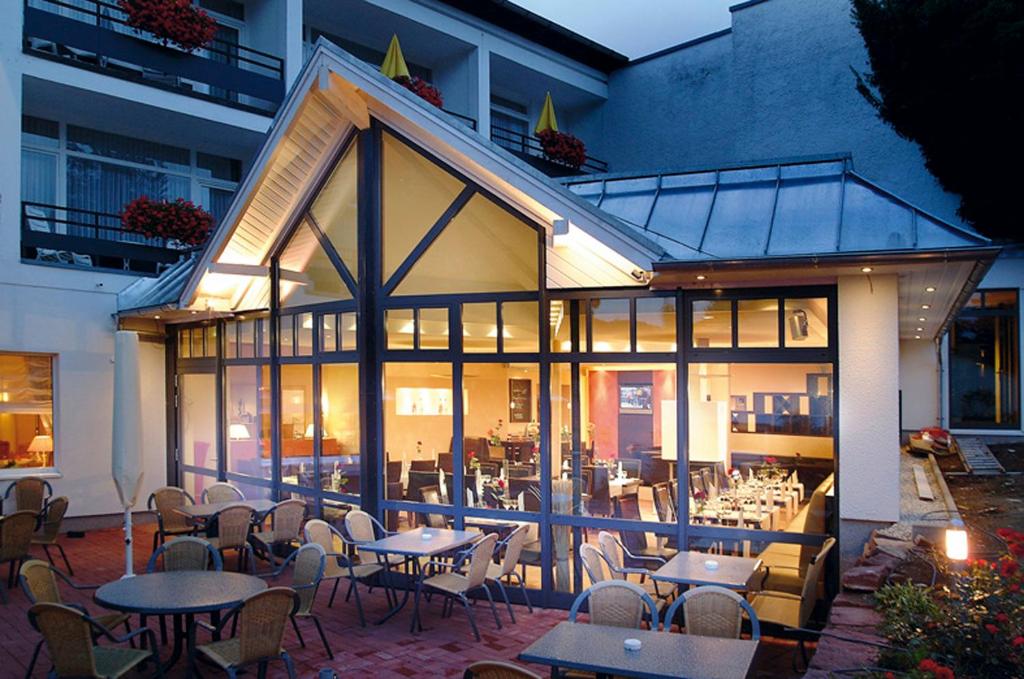 posthotel wandern.jpeg